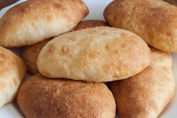 Baking pies baked in an oven.