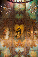 Obraz premium Île de Madère -Fresque du plafond de l'église de Câmara de Lobos