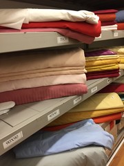 tapezzeria stoffa stoffe cuscini tela tende tendaggi negozio stoffe pelle cuscino cuscini colori, tappezziere tappezzeria 