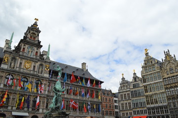 Fototapeta na wymiar City hall in Antwerp