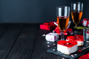 Obraz na płótnie Canvas valentines cake