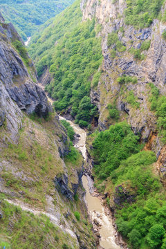Черекское ущелье в Кабардино-Балкарии весной