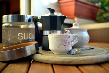 prendere il caffè al mattino