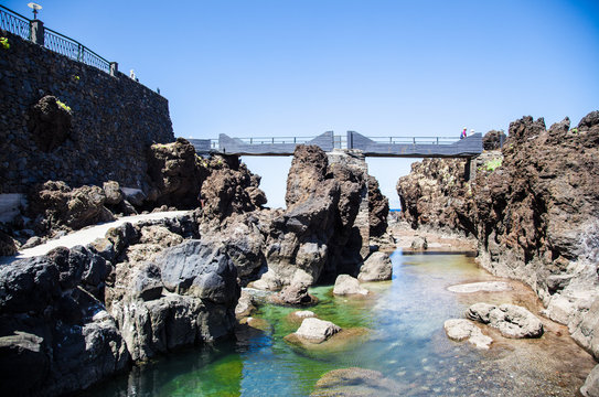 &Icirc;le de Mad&egrave;re :  c&ocirc;te de Porto Moniz