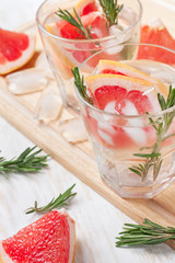detox water with grapefruit and rosemary