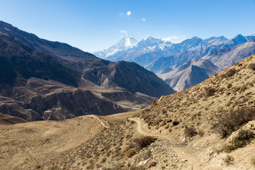 mountain trail, trekking route Muktinath Lupra