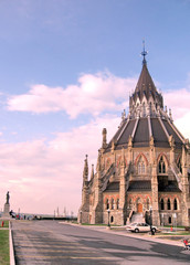 Obraz premium Ottawa the Library of Parliament May 2008