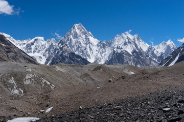 Montagne du massif du Gasherbrum, chaîne de montagnes du Karakorum, randonnée K2, P