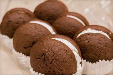 macaron small round chocolate cake