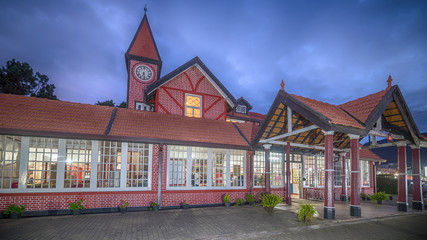 Sri Lanka, Nuwara Eliya: colonial British post office at night
