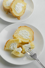 Vanilla Cake Roll for Breaking Time.