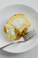 Vanilla Cake Roll for Breaking Time.