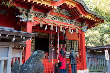 江島神社の中津宮