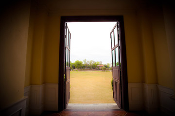 Doors opening to garden.