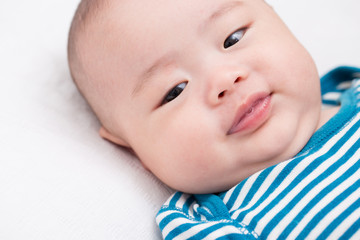 Portrait adorable baby smiling