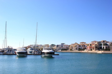 Fototapeta na wymiar Boote im Hafen von Limassol (Lemesos) auf Zypern