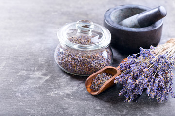 dried lavender flowers