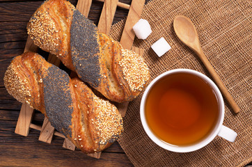 Tea and buns with seeds