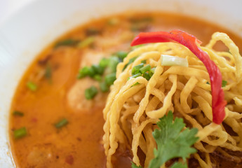 Close-up Khao Soi Recipe, Curried Noodle Soup with Chicken, Northern Thai food