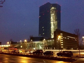 Fototapeta na wymiar Neue europäische Zentralbank in Frankfurt am Main (Hessen)
