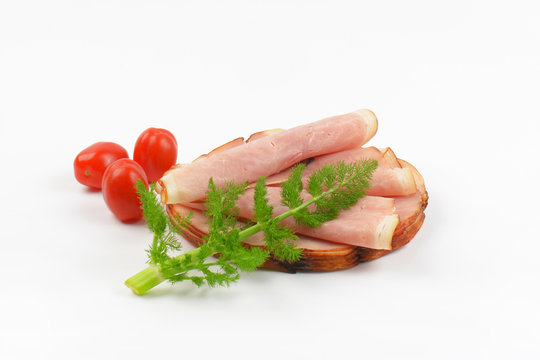 ham with dill and cherry tomatoes