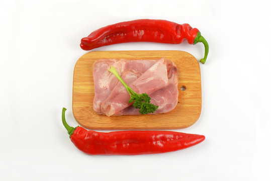 sliced pork ham and red peppers