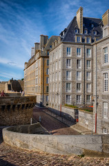 Naklejka premium the facades of Privateer's ancient House, attractive buildings in Saint-Malo, France