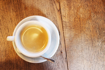 泡のあるコーヒー
