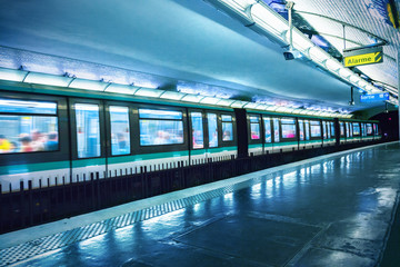 Fototapeta na wymiar Metro station in Paris