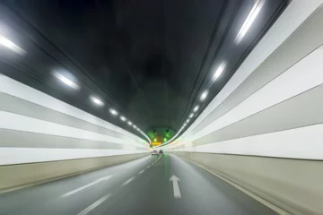 Deurstickers Tunnel underwater tunnel interior