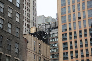 Fototapeta na wymiar Water towers in New York city
