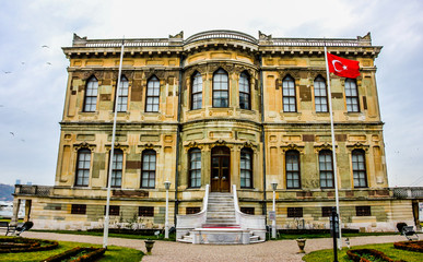 Obraz premium Kucuksu Palace (Kucuksu Kasri), Istanbul, Turkey