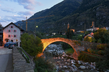 Fototapeta na wymiar Roman bridge at Giornico on Leventina valley