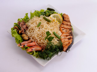  food, salad, instant noodles, pasta, shrimp, fish, mussel, seafood, italian