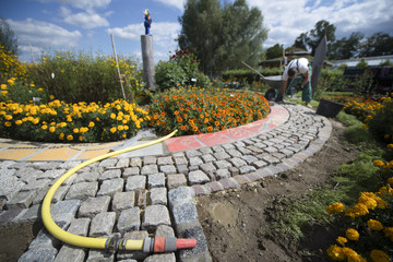 Bau einer Gartenanlage