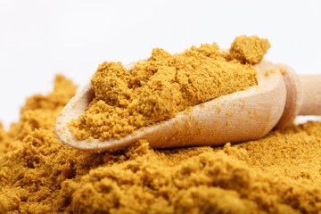 Curry powder with scoop
