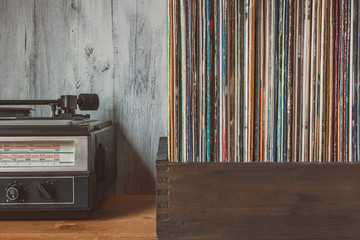 Old vinyl records and turntable - 133527530