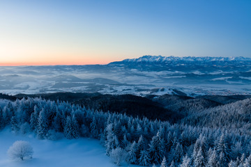 Fototapeta na wymiar Beautiful winter view of Tatra mountains from Luban .observation tower.