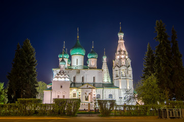 Fototapeta na wymiar Night view of the Church of Elijah the Prophet in Yaroslavl, Russia.