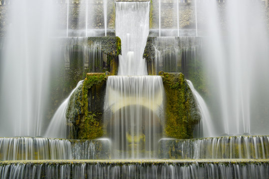 foutain with flowing water