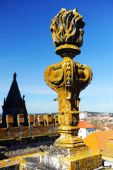 Pináculo de la catedral de Evora, Portugal