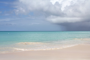 Fototapeta na wymiar Paradise beach in Antigua