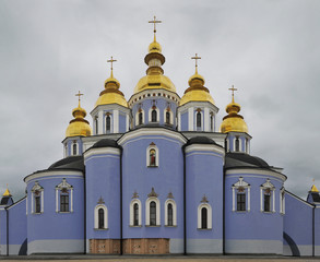 Fototapeta na wymiar Ukrainian orthodox church