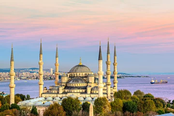 The Blue Mosque, (Sultanahmet Camii), Istanbul, Turkey.