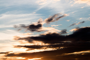 Obraz premium colorful dramatic sky with cloud at sunset