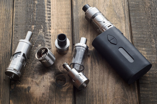 Adjustable electronic cigarette, Non carcinogenic alternative for smoking