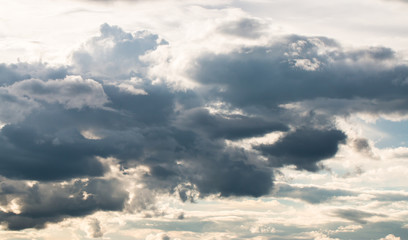 Obraz premium colorful dramatic sky with cloud at sunset