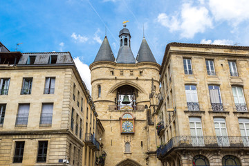 Fototapeta na wymiar Bell tower gate in Bordeaux