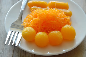 golden threads and bean paste with egg yolk fudge balls cooked in syrup variety Thai sweetmeat on...