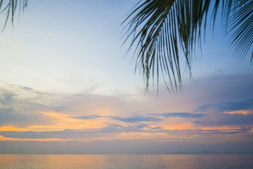 Obraz na płótnie Canvas Stunning beautiful sunset in the Gulf of Thailand.